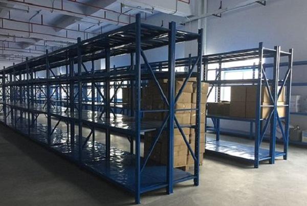 使用比較多的中型掛梁式貨架都有哪些自己“獨(dú)特”的一面